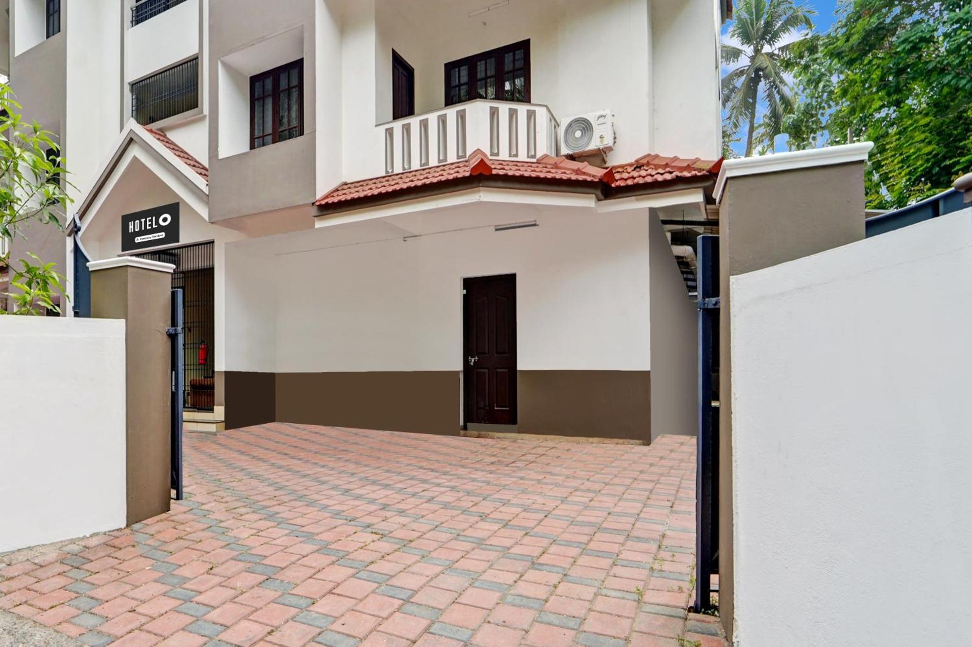 Super Hotel O West Hill Near Mietra Hospital Varakal Exterior photo